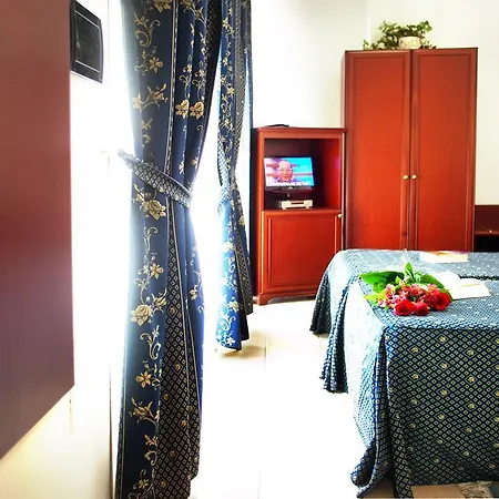 莱昂纳多公寓