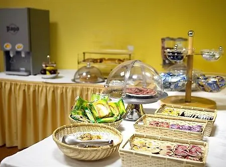 Leonardo Apartament *